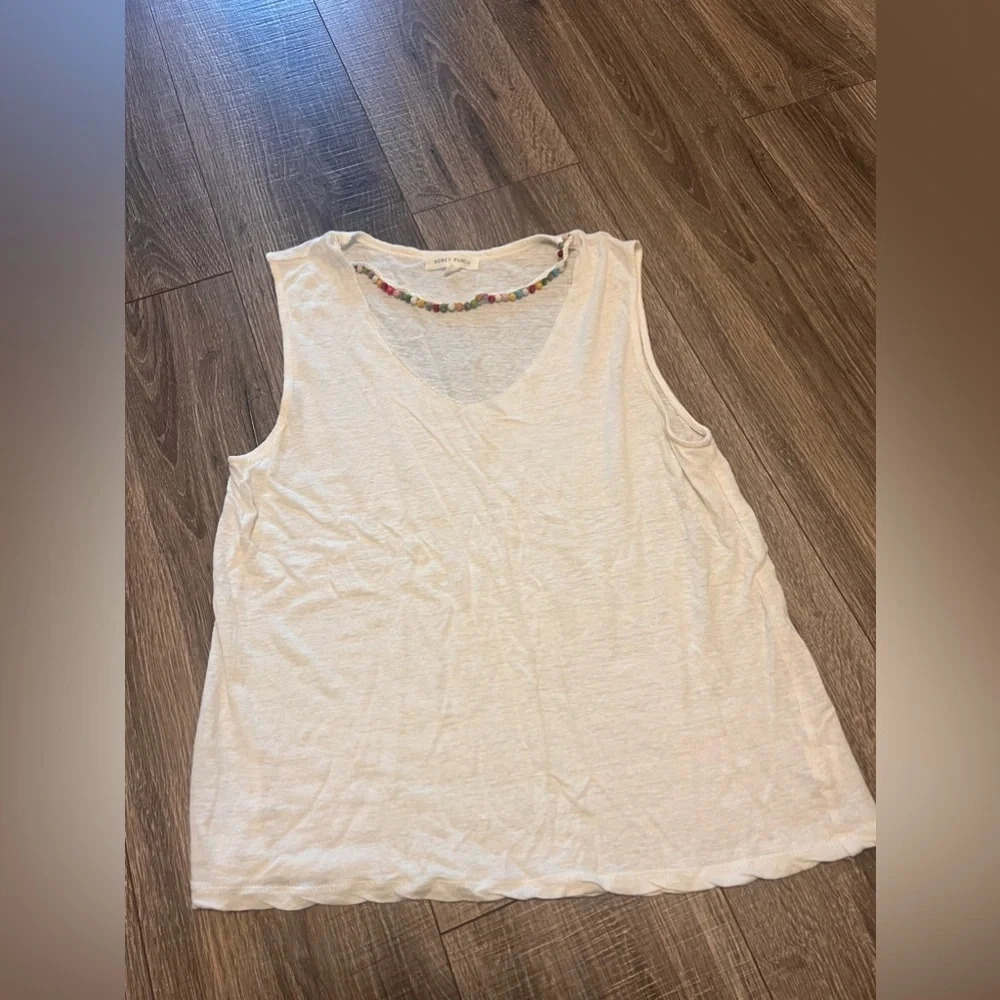 Honey Punch Women’s White Pom Pom Necklace Tank Top Size L